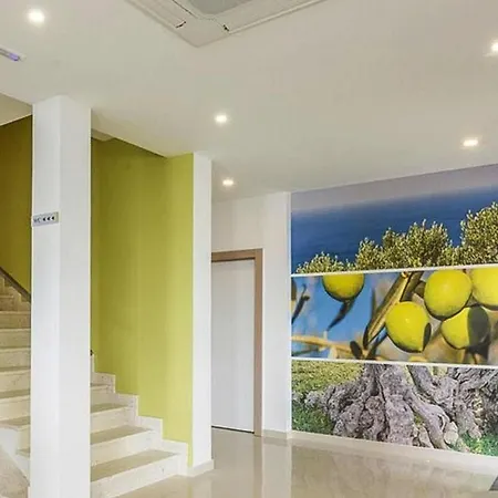 Apartments Vila 4M, Miletici, Waterfront