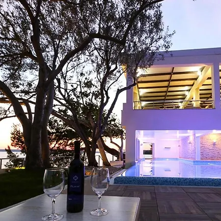 Apartments Vila 4M, Miletici, Waterfront *