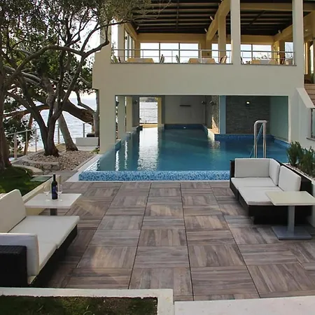 Apartments Vila 4M Miletici - CDN0210ac-CYB * Miletici